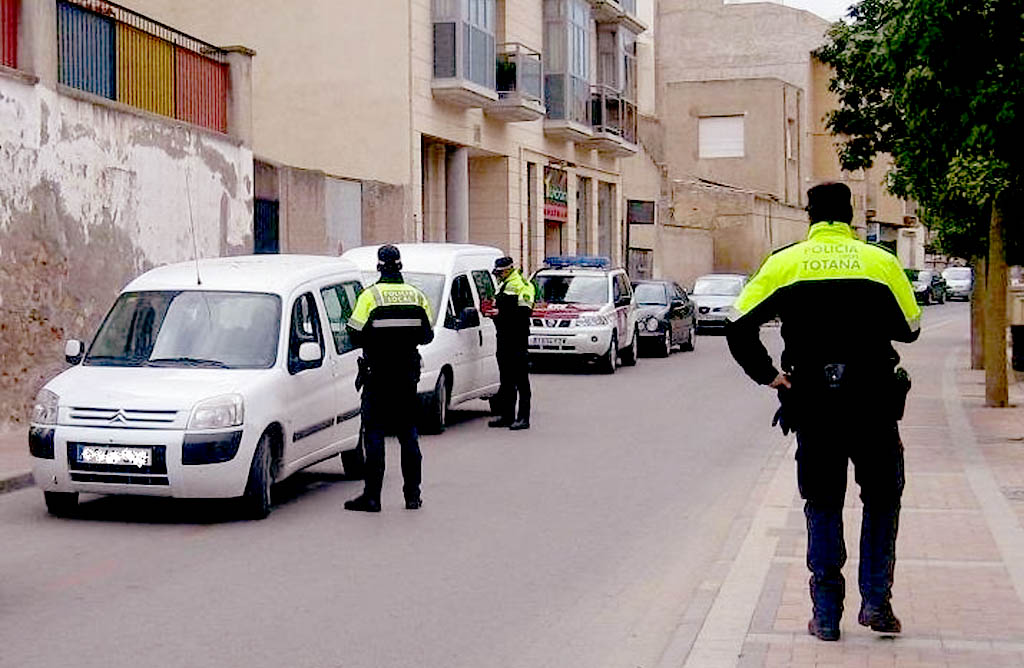 El uso del cinturn de seguridad en la ciudad, en el foco de la Polica Local hasta el 16 de marzo